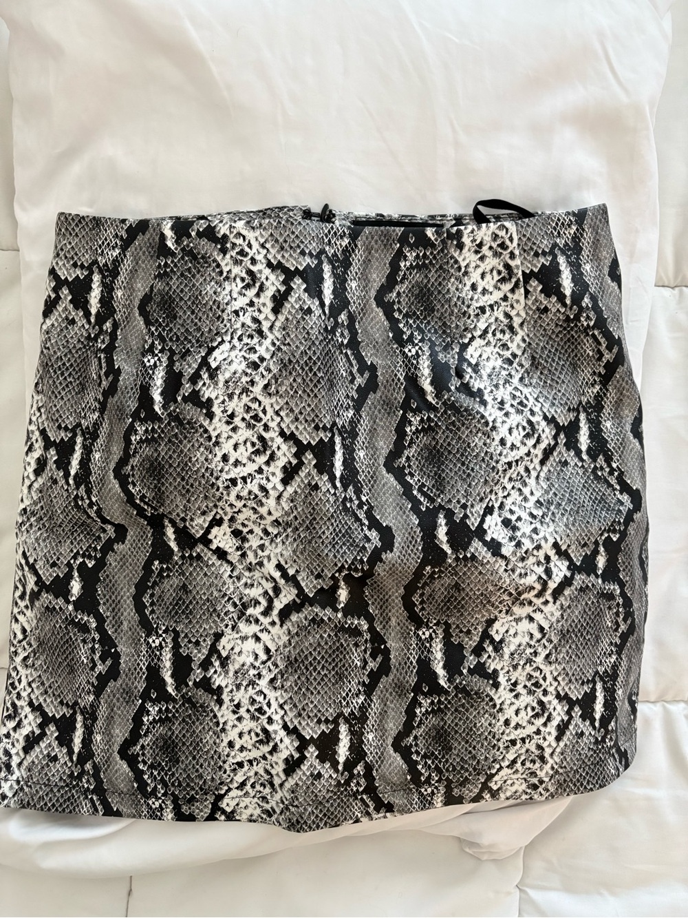 Forever 21 Snake Print Mini Skirt - Black & Gray